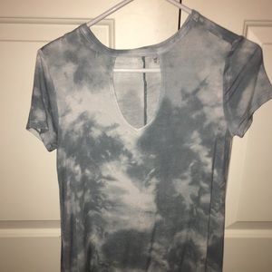 Tie die tee